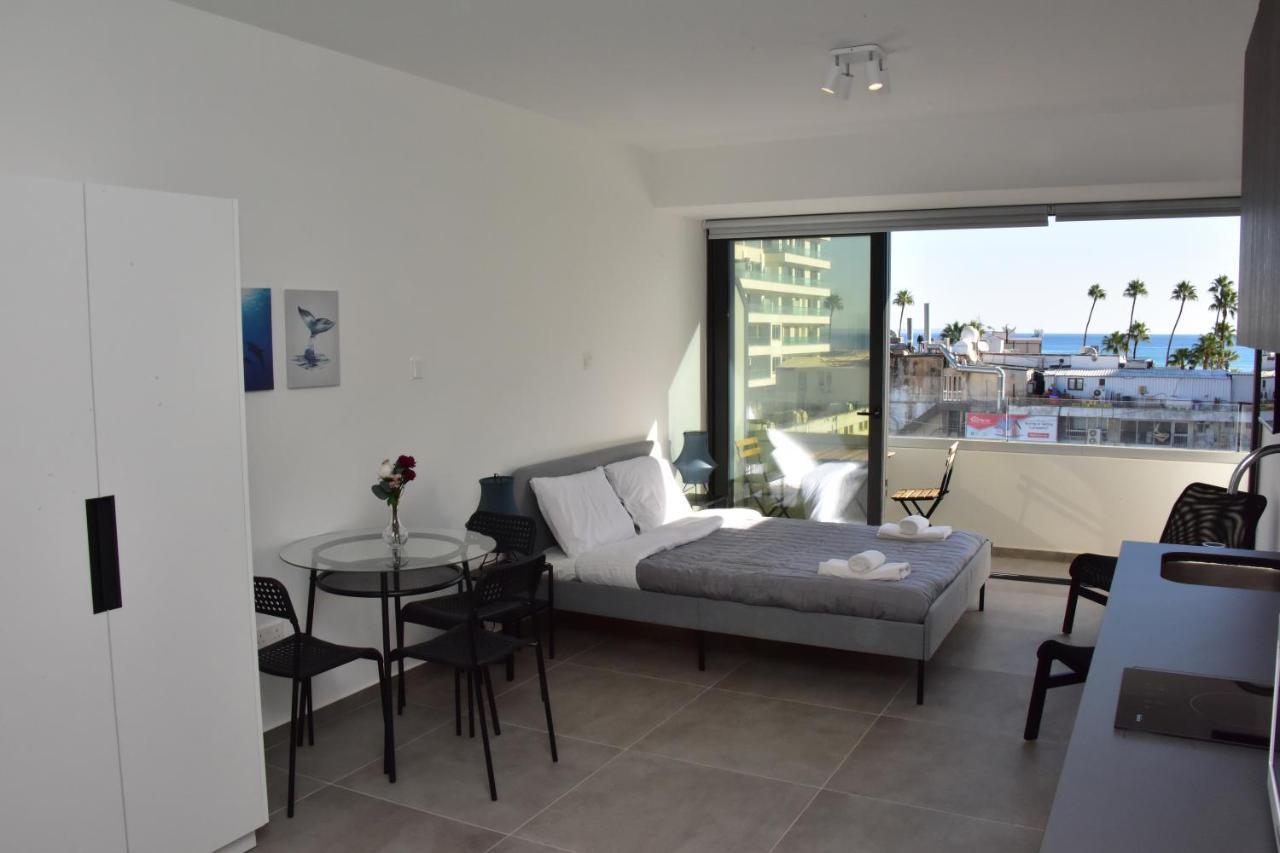 Georgia Court City & Seaview ลาร์นาคา ภายนอก รูปภาพ