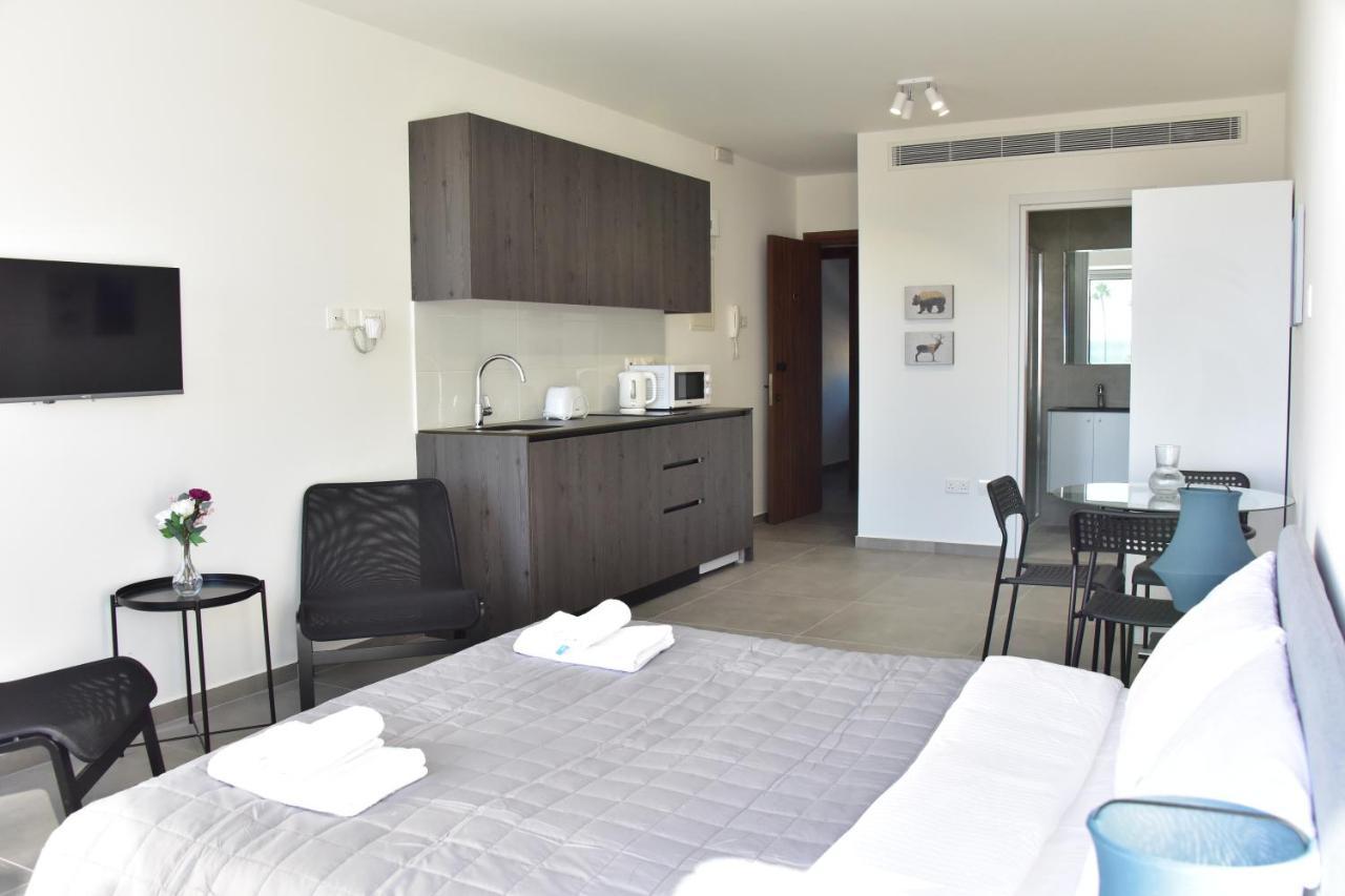 Georgia Court City & Seaview ลาร์นาคา ภายนอก รูปภาพ