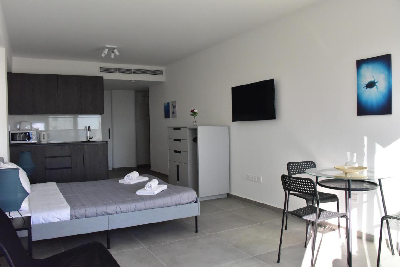 Georgia Court City & Seaview ลาร์นาคา ภายนอก รูปภาพ